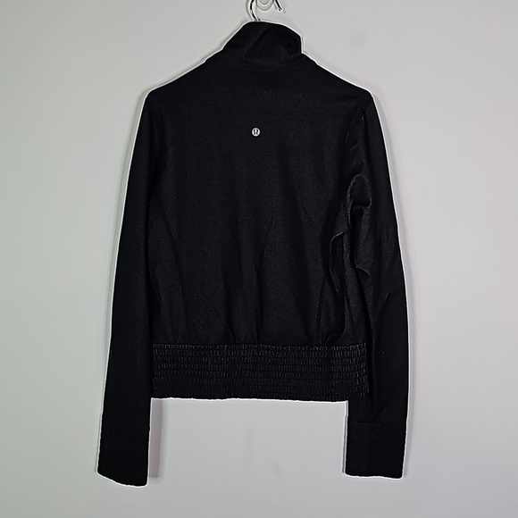 Lululemon black size 8 da bomb zip up jacket - Picture 4 of 7
